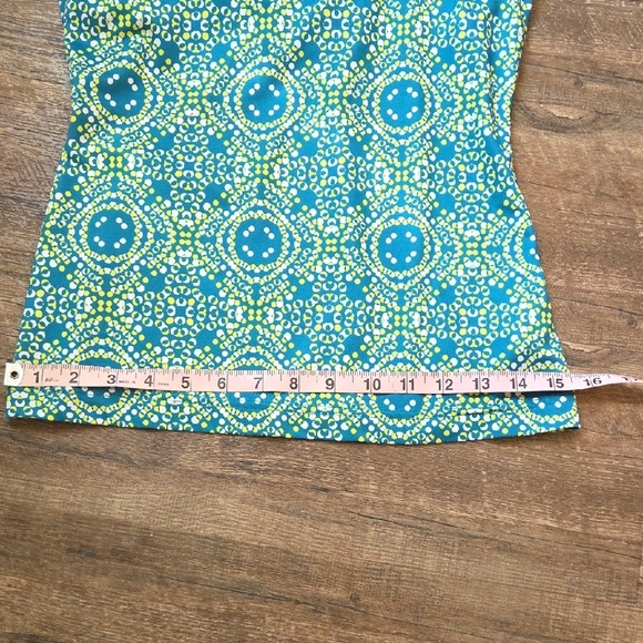 Columbia Omni-Wick Blue and Green Sleeveless Tank Top With Built in Sports Bra - Picture 6 of 6